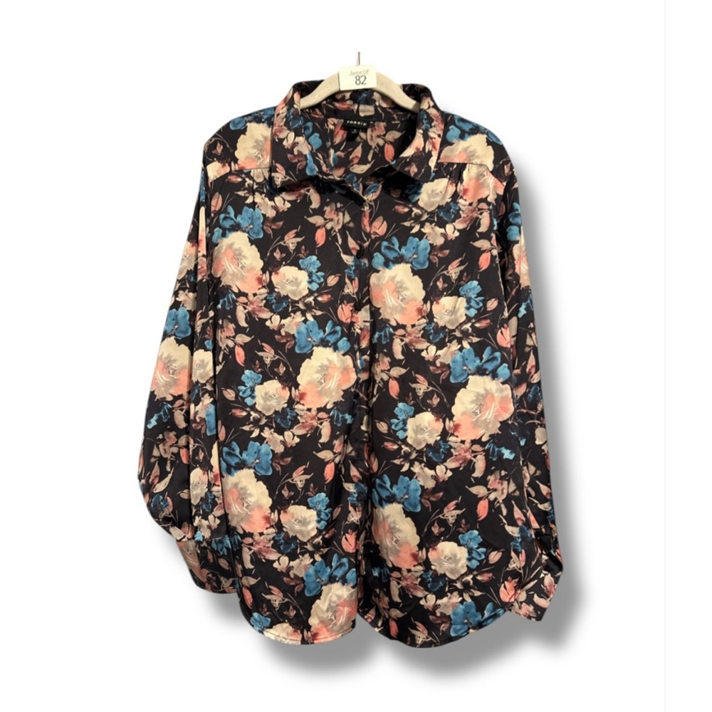 Torrid 0 1XSilky Floral Button Down Top Black Pink Blue Work Whimsigoth